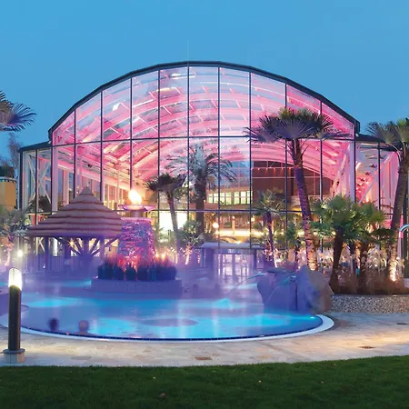 호텔 Eurothermenresort 4*